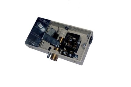 CRJ.FEL0SI000 Fermator Замок левый (для дверей правого открывания) MODEL-S7550FER FEL0SD000 LVR610136
